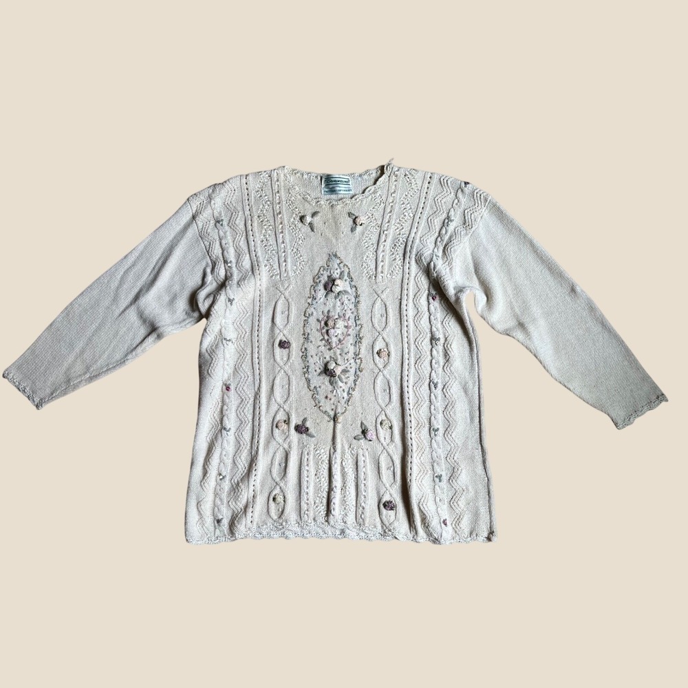 Shenanigans Vintage Floral Embroidered Sweater L Cottagecore Romantic Scalloped